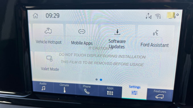 Ford Tourneo Connect 2.0 EcoBlue Titanium 5dr Auto Diesel Estate - Image 24